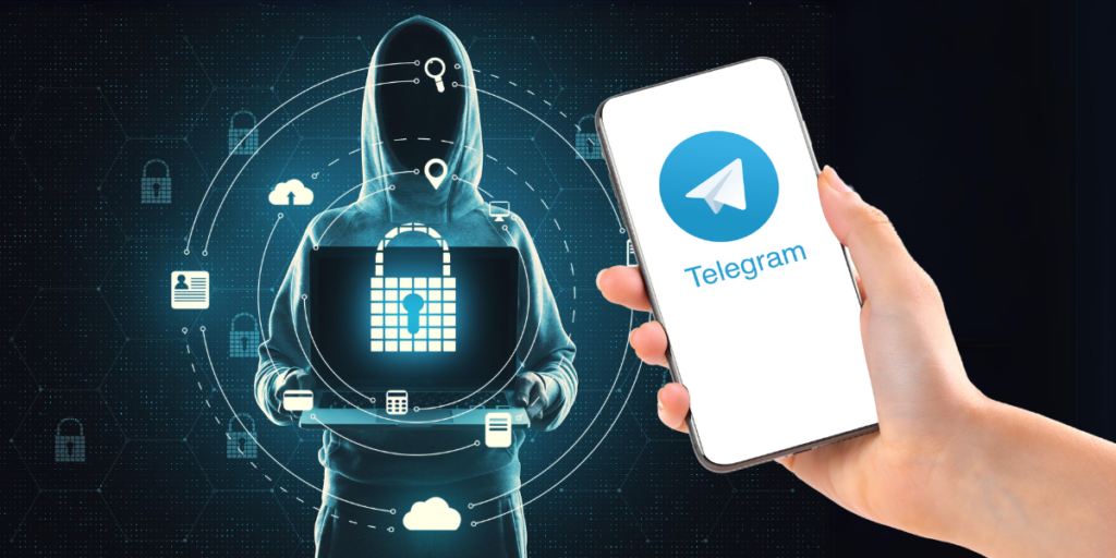 Mano che tiene un telefono sul cui schermo c'è l'app Telegram ed il suo logo. Sullo sfondo si vede un hacker col cappuccio che tiene in mano un laptop con i simboli della cybersicurezza. Lo scopo è associalre Telegram all'hacking.